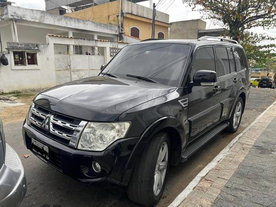 MITSUBISHI PAJERO FULL 3.2 HPE 4X4 16V TURBO INTERCOOLER DIESEL 4P AUTOMÁTICO